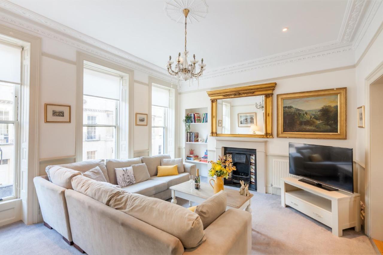 City Centre Stunning House-Roman Baths - 3Min Walk - 4 Bedrooms 外观 照片