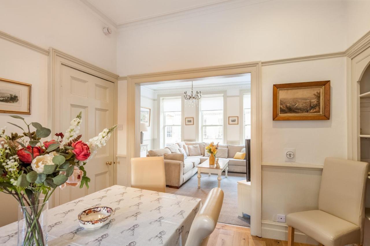 City Centre Stunning House-Roman Baths - 3Min Walk - 4 Bedrooms 外观 照片